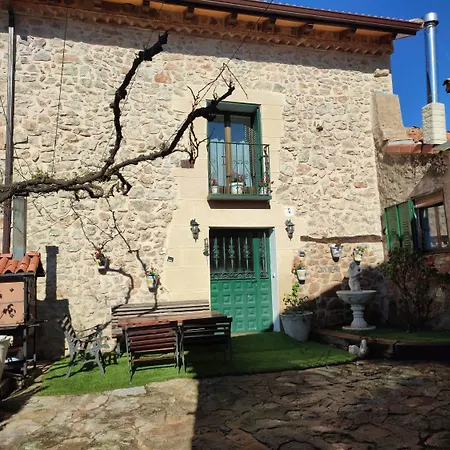 Calida Casa Familiar