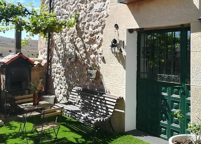 Calida Casa Familiar Aldealpozo