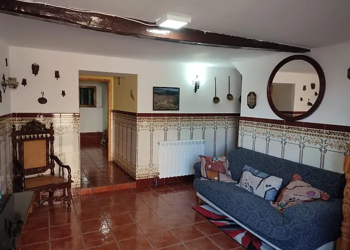 Calida Casa Familiar Aldealpozo